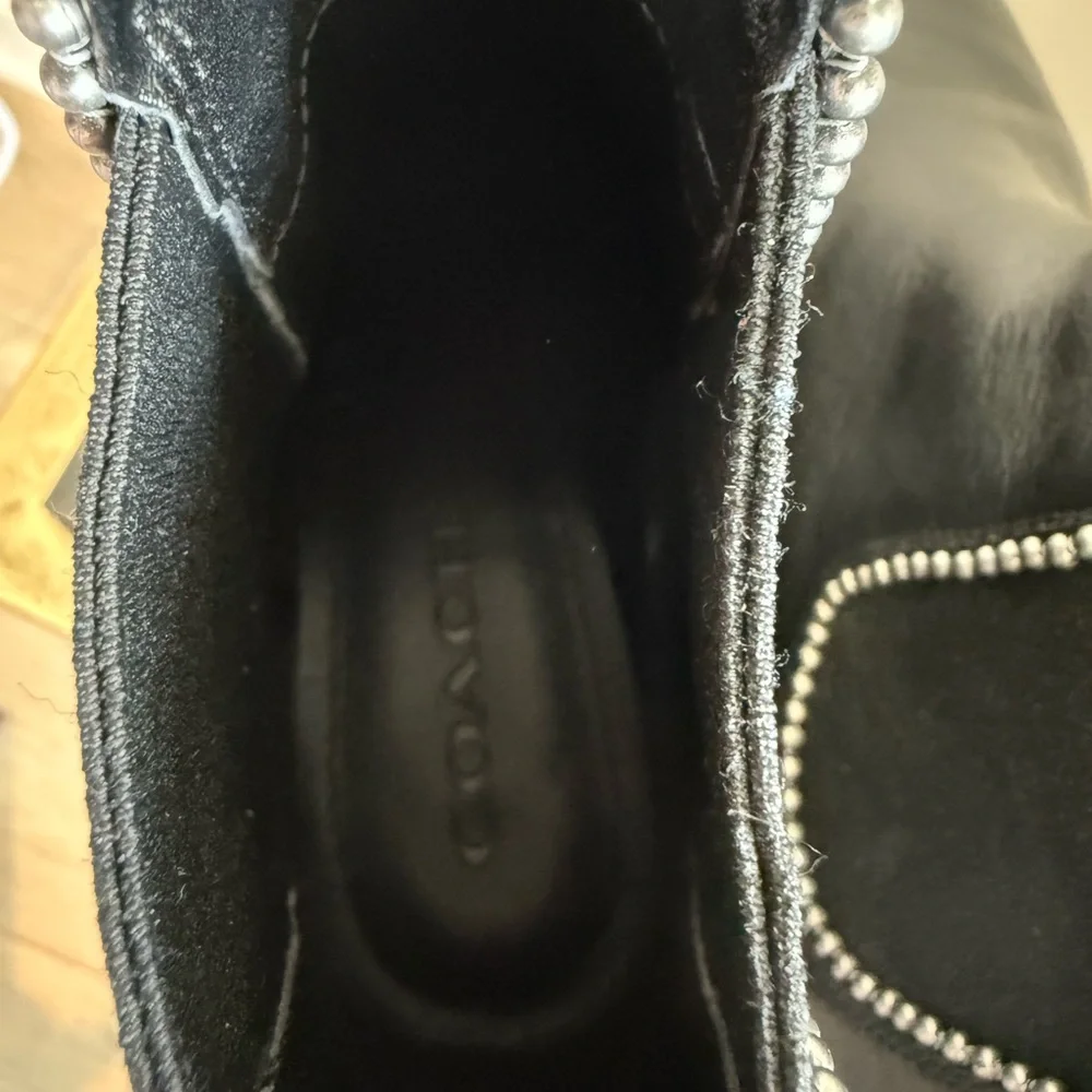 Coach Bowery Ball Chain Leather Ankle Bootie Size 8.5